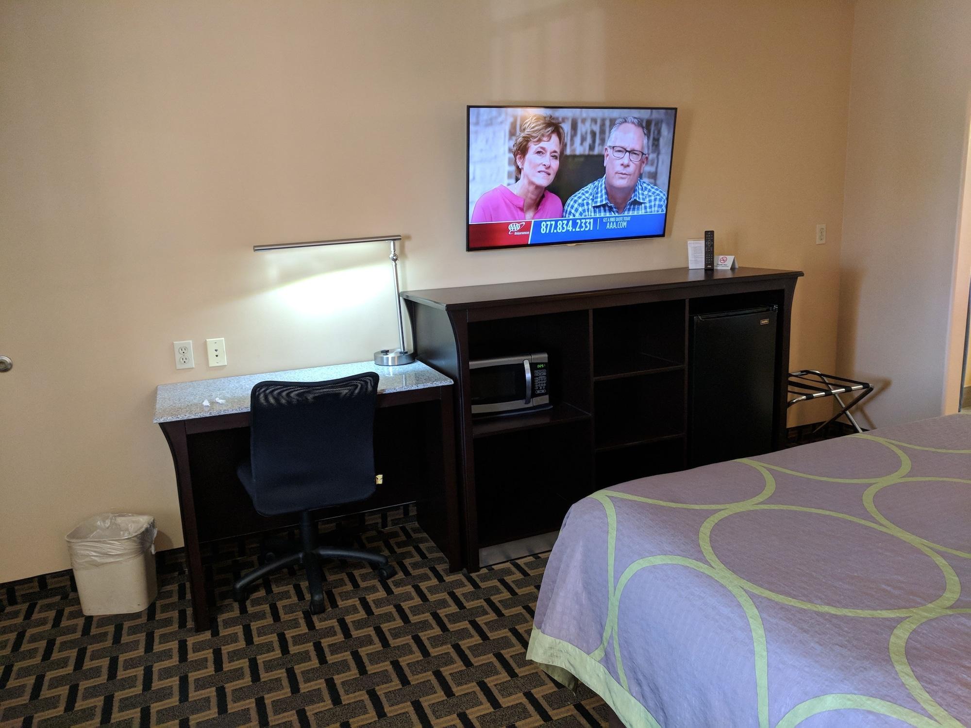 Super 8 By Wyndham Houston/Willowbrook Hwy 249 מראה חיצוני תמונה